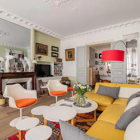 Veeve - Playful Atelier *