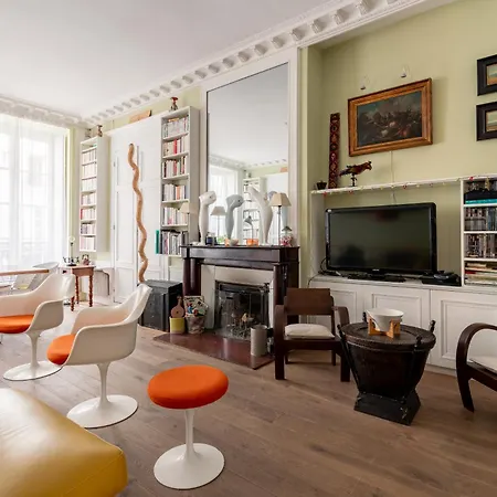 Veeve - Playful Atelier Appartement