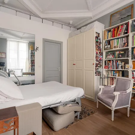 Veeve - Playful Atelier Appartement